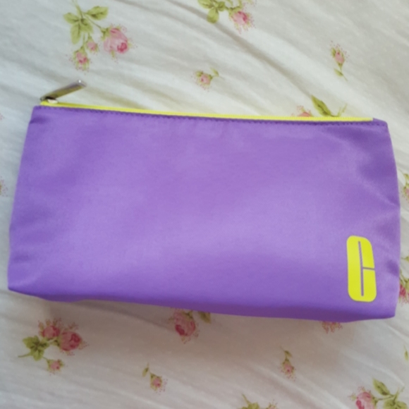 Clinique Cosmetic set & Makeup case bag - Picture 8 of 11